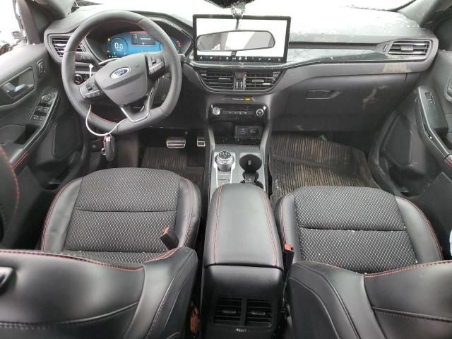 2023 Ford Escape ST Line Plus