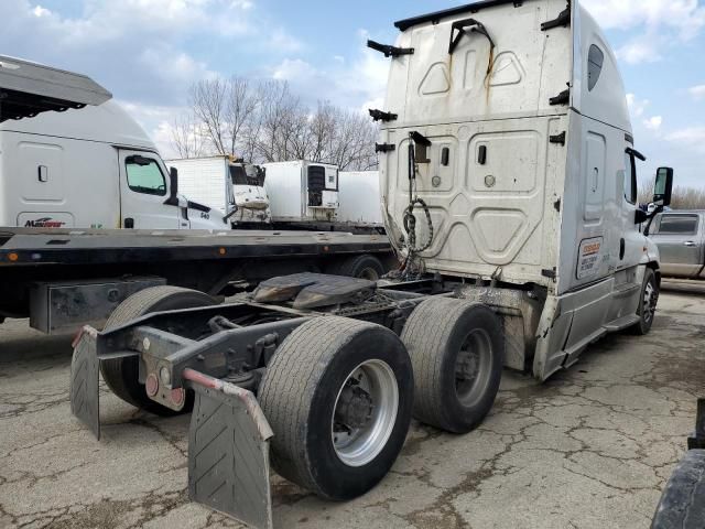 2016 Freightliner Cascadia 125