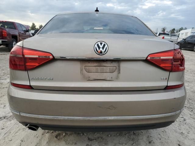 2016 Volkswagen Passat SE