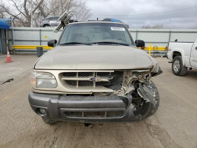 2000 Ford Explorer XLT