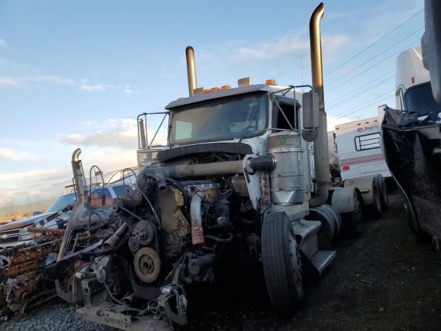 1999 Kenworth Construction T800