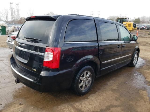 2013 Chrysler Town & Country Touring