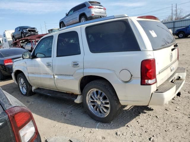 2004 Cadillac Escalade Luxury