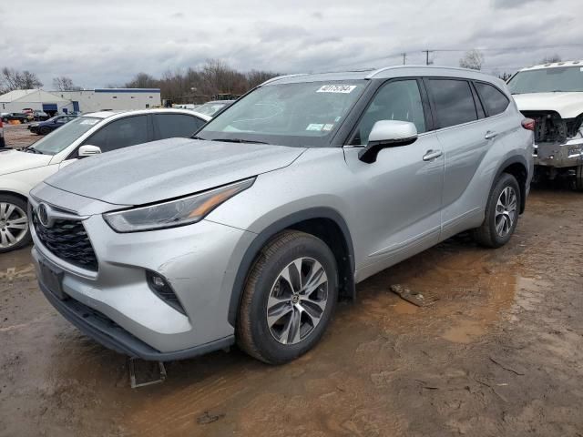 2021 Toyota Highlander XLE