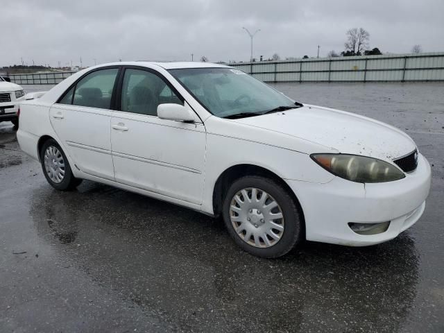 2005 Toyota Camry LE