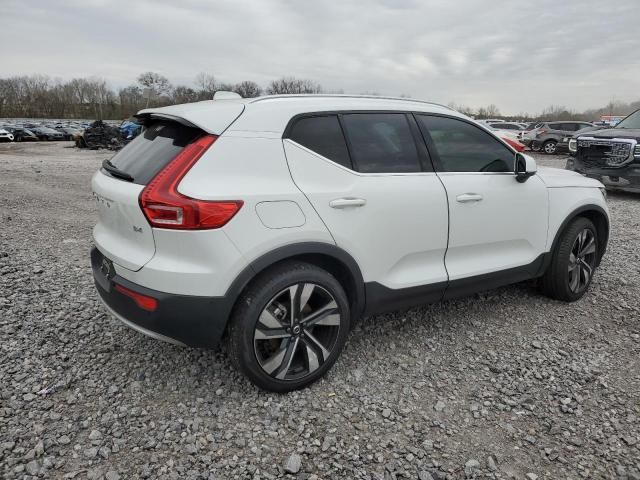 2023 Volvo XC40 Plus