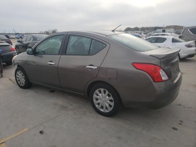 2013 Nissan Versa S