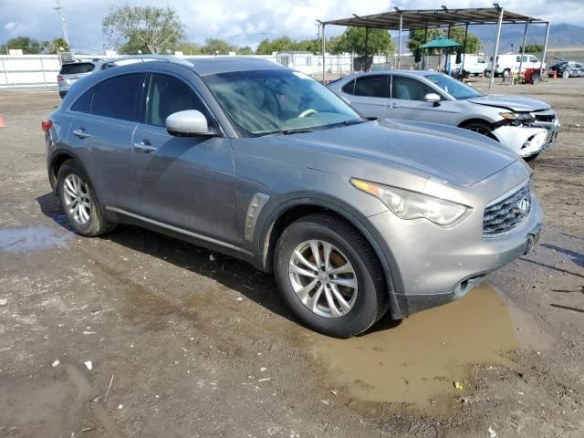 2011 Infiniti FX35