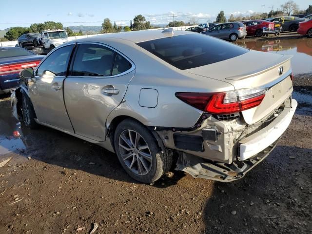 2016 Lexus ES 300H