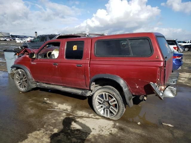 2000 Nissan Frontier Crew Cab XE