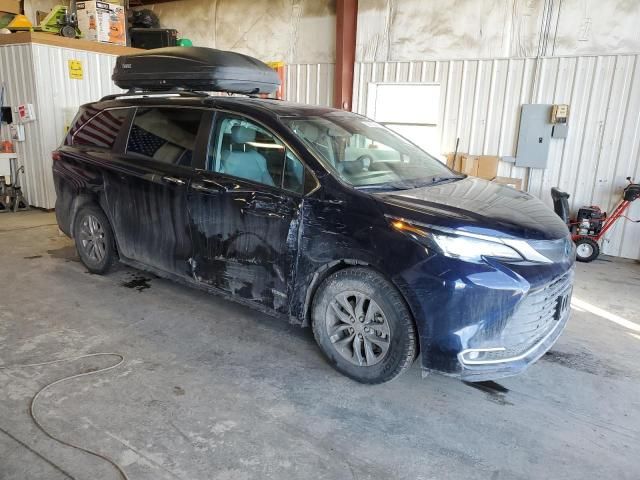 2021 Toyota Sienna XLE