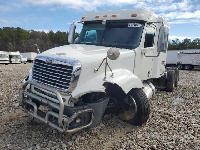 2015 Freightliner Conventional Columbia