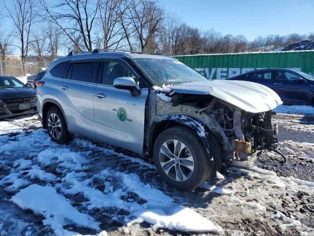 2021 Toyota Highlander Hybrid XLE