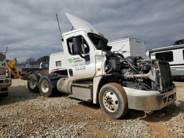 2019 Freightliner Cascadia 125