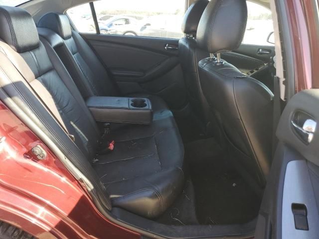 2010 Nissan Altima Base