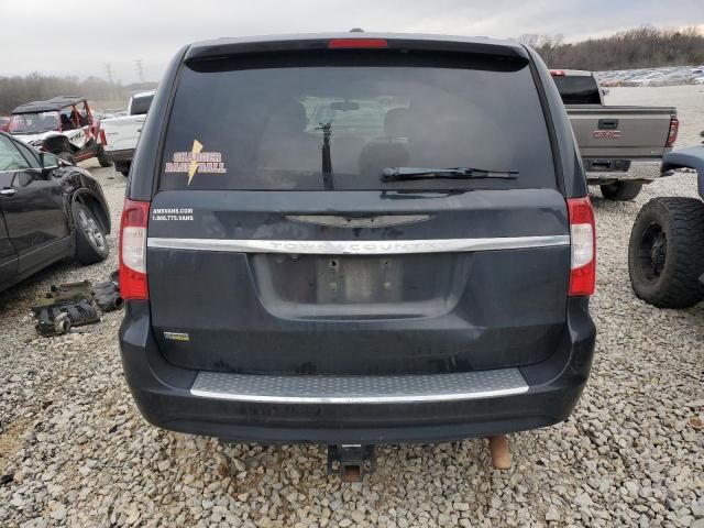 2011 Chrysler Town & Country Touring