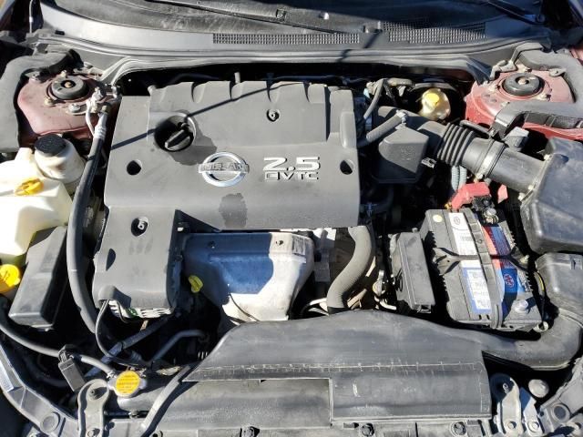 2002 Nissan Altima Base