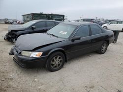 Toyota Camry LE Vehiculos salvage en venta: 1998 Toyota Camry LE