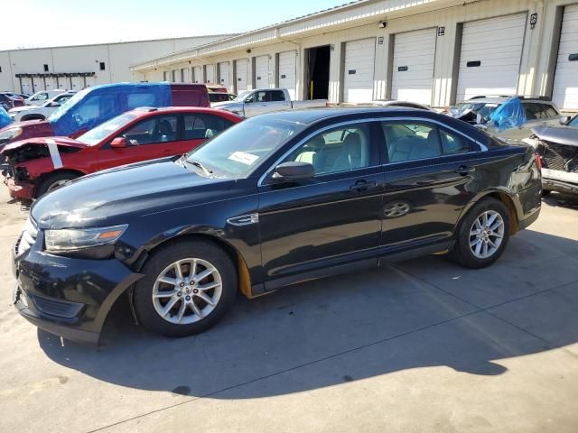 2013 Ford Taurus SE