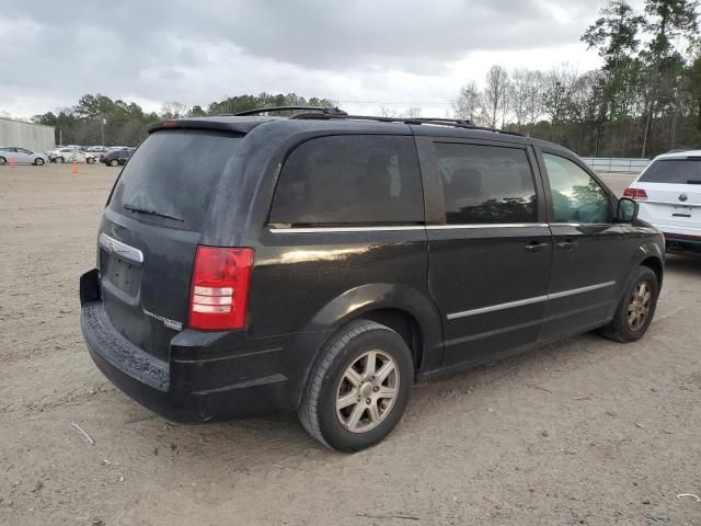 2010 Chrysler Town & Country Touring