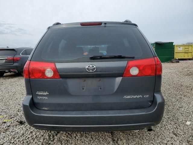 2009 Toyota Sienna CE