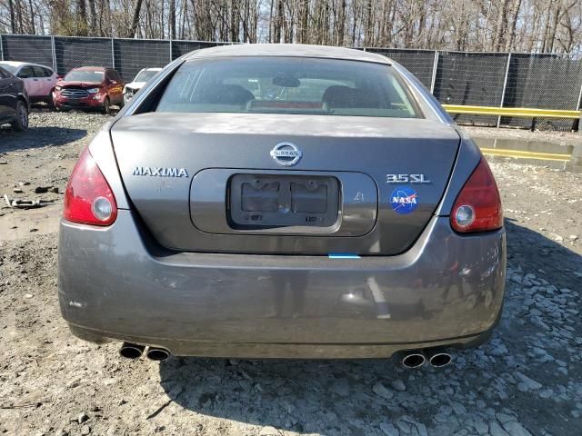 2005 Nissan Maxima SE