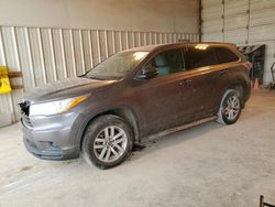 Toyota Highlander salvage cars for sale: 2016 Toyota Highlander LE