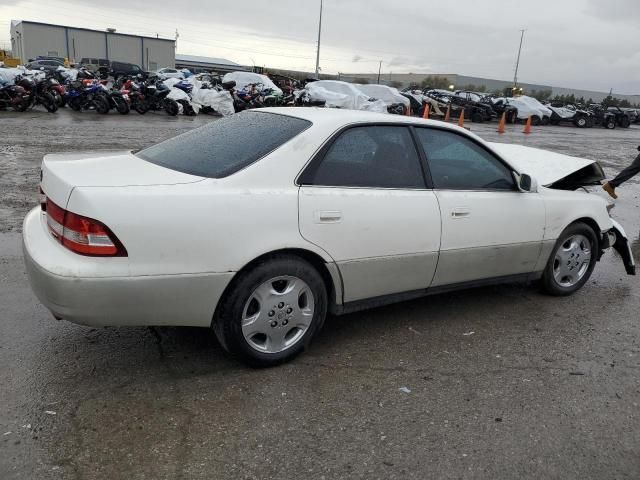 2000 Lexus ES 300