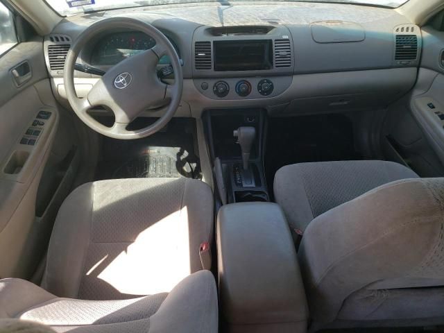 2004 Toyota Camry LE