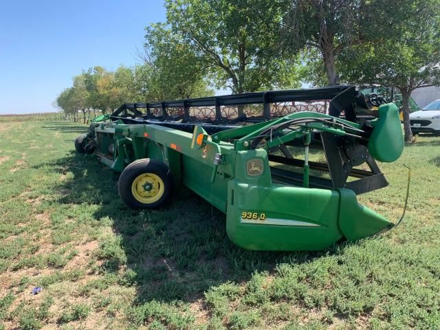 2005 John Deere 936D