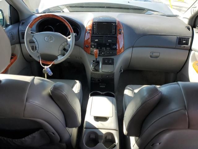 2006 Toyota Sienna XLE