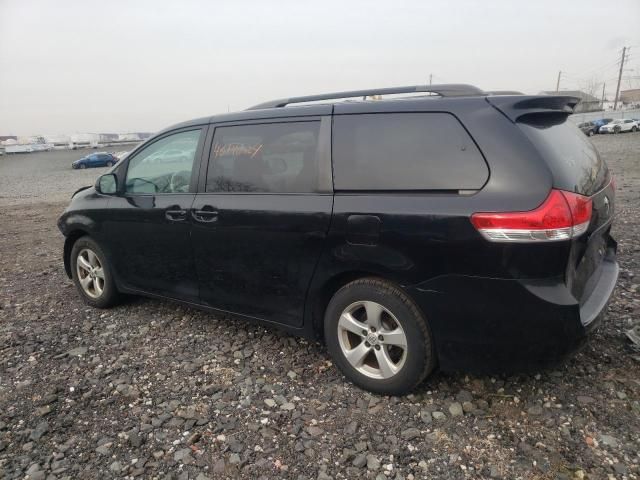 2011 Toyota Sienna LE