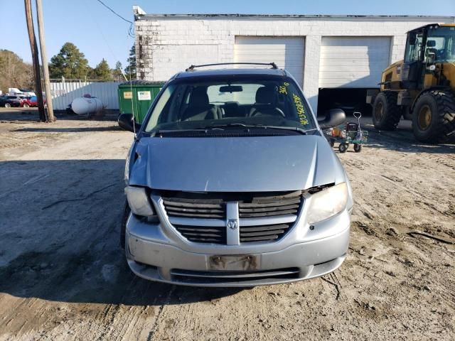 2005 Dodge Grand Caravan SE