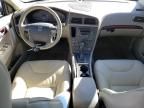 2004 Volvo V70 FWD