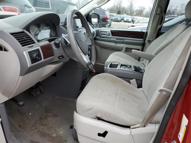 2010 Chrysler Town & Country Touring