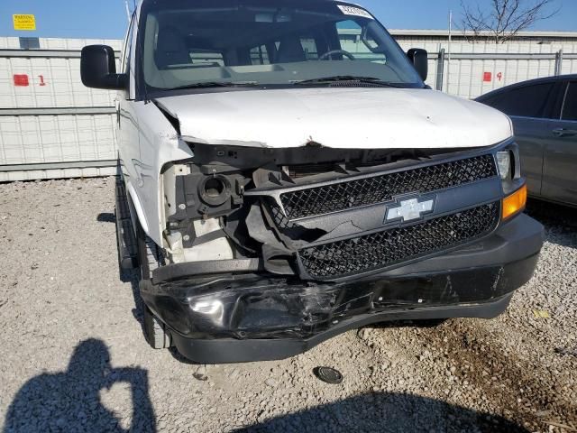 2017 Chevrolet Express G2500 LS