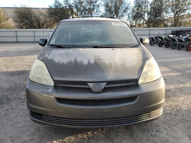 2005 Toyota Sienna CE