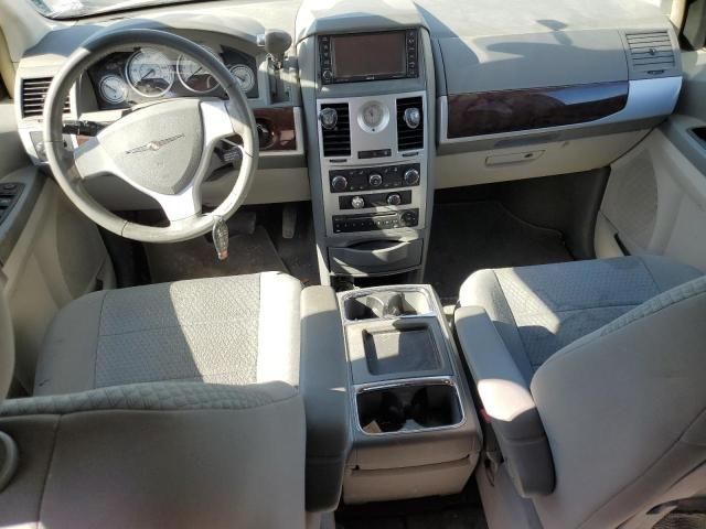 2010 Chrysler Town & Country Touring