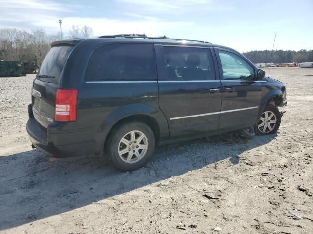 2010 Chrysler Town & Country Touring Plus