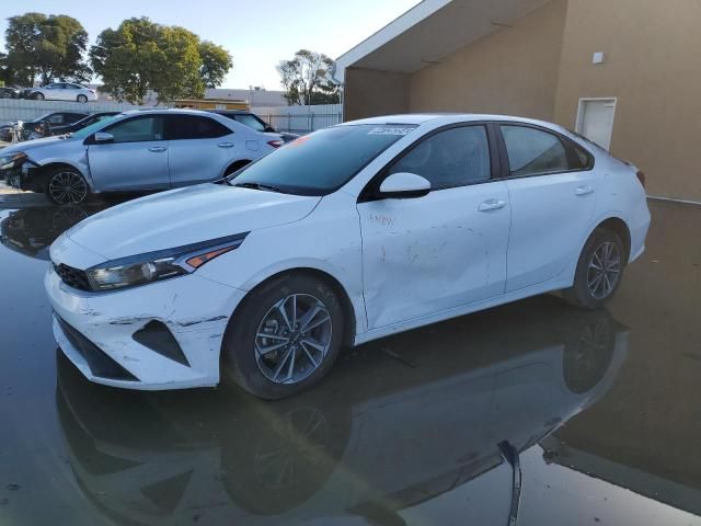 2022 KIA Forte FE