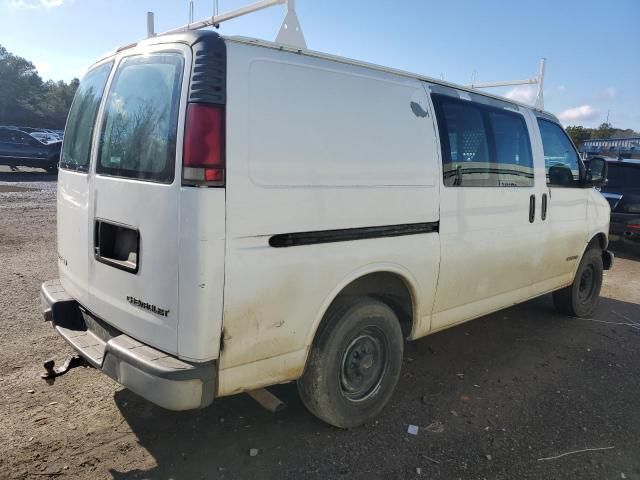 2000 Chevrolet Express G2500