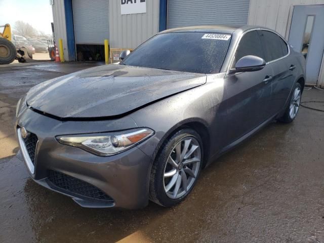 2018 Alfa Romeo Giulia Q4