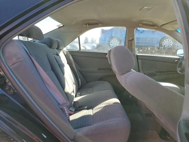 2005 Toyota Camry LE