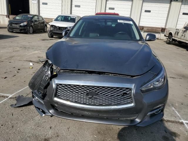 2015 Infiniti Q50 Base