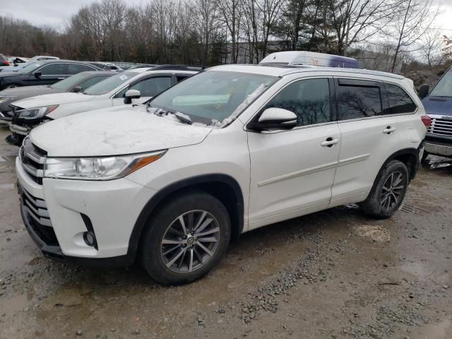 2018 Toyota Highlander SE