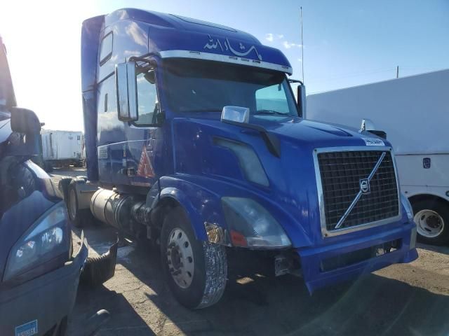 2011 Volvo VN VNL