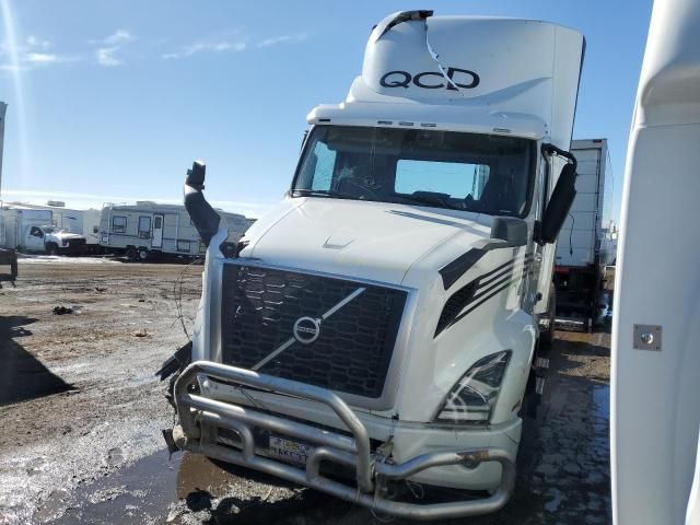 2019 Volvo VNR