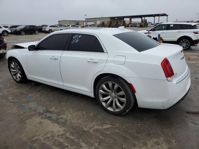 2018 Chrysler 300 Touring