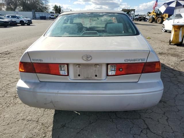 2000 Toyota Camry CE