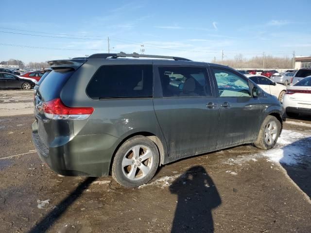 2011 Toyota Sienna LE